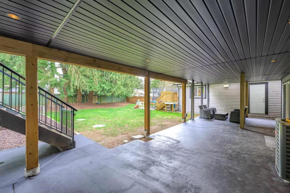 Private 1 Bedroom In Brookswood Langley Exterior foto