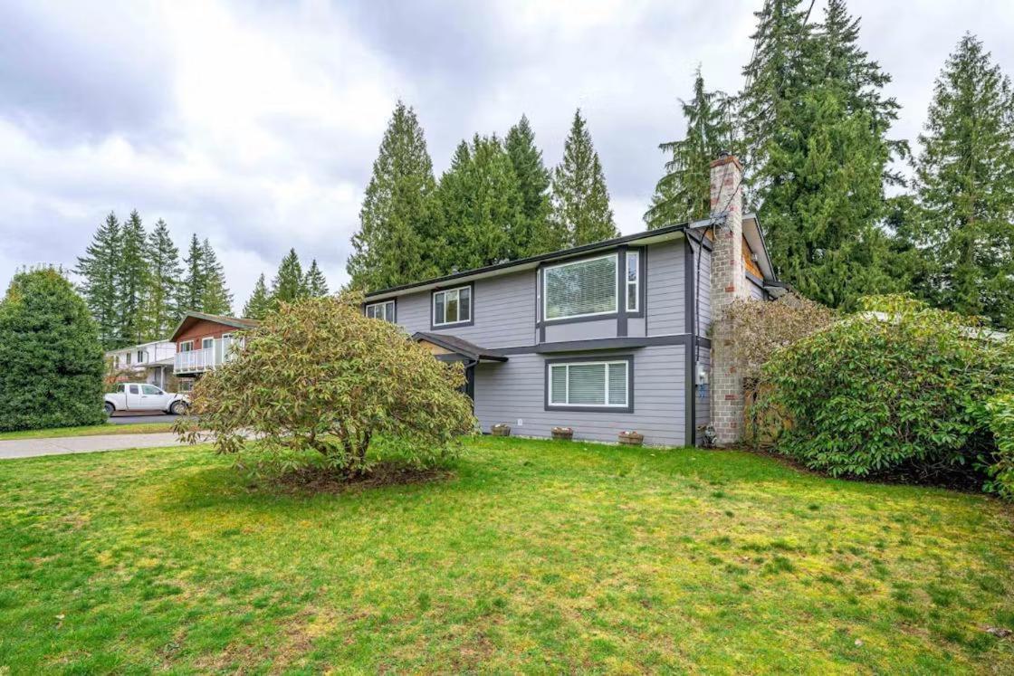 Private 1 Bedroom In Brookswood Langley Exterior foto